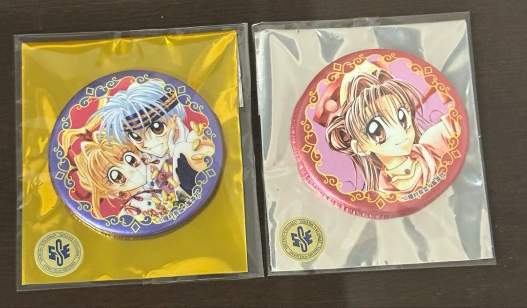 りぼんカフェ 70周年 神風怪盗ジャンヌ キラキラカンバッジ A B