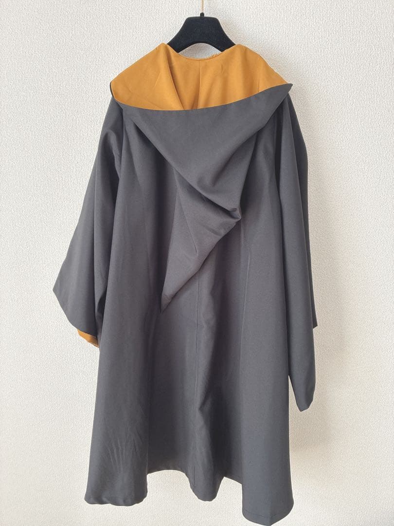 ハリー・ポッター グリフィンドール　ハッフルパフ　ローブ　Sサイズ