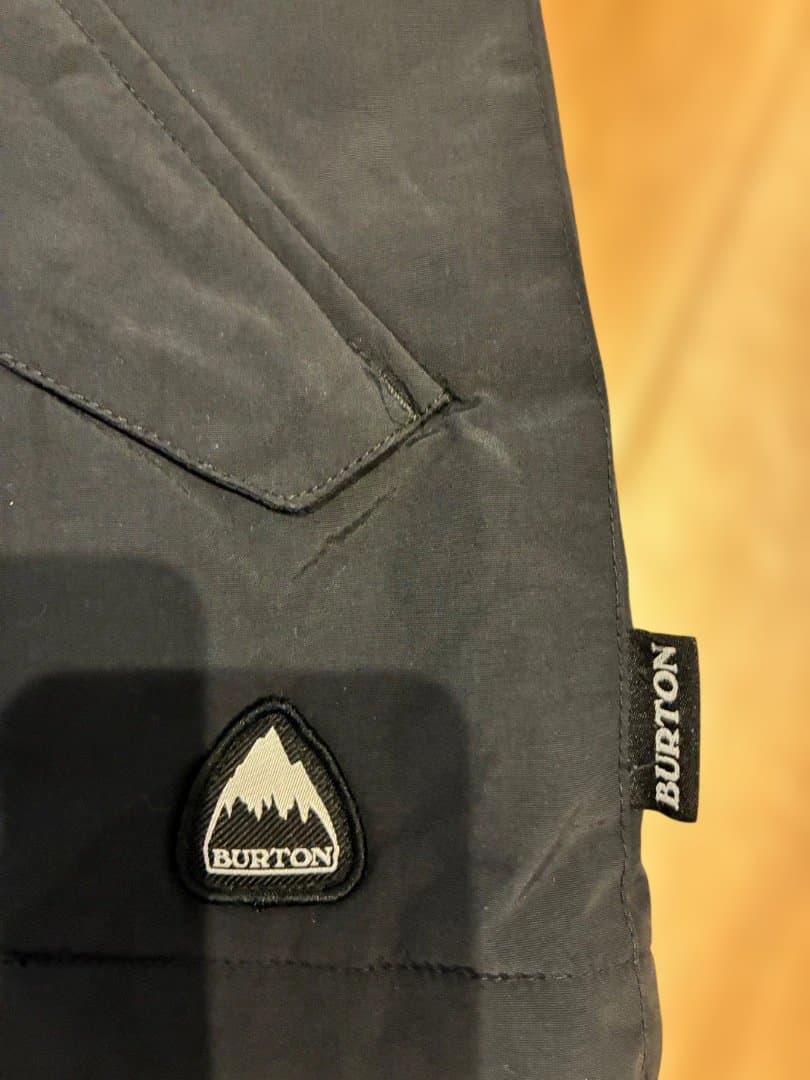 BURTON ガールズ　スノボジャケット　フード付き