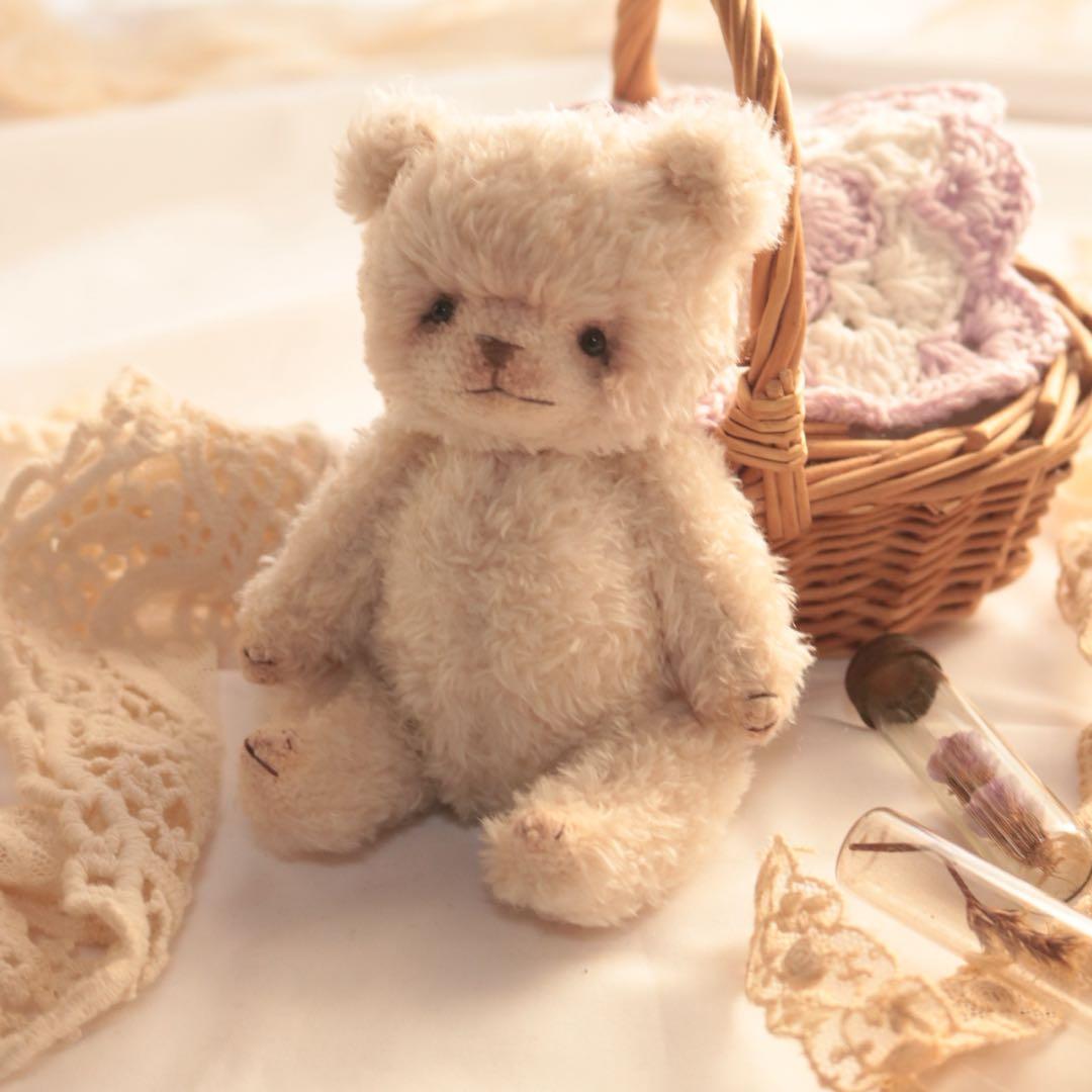 テディベア　ミニベア　14cm ハンドメイド　作家　アーティストベア　ミルクラテ