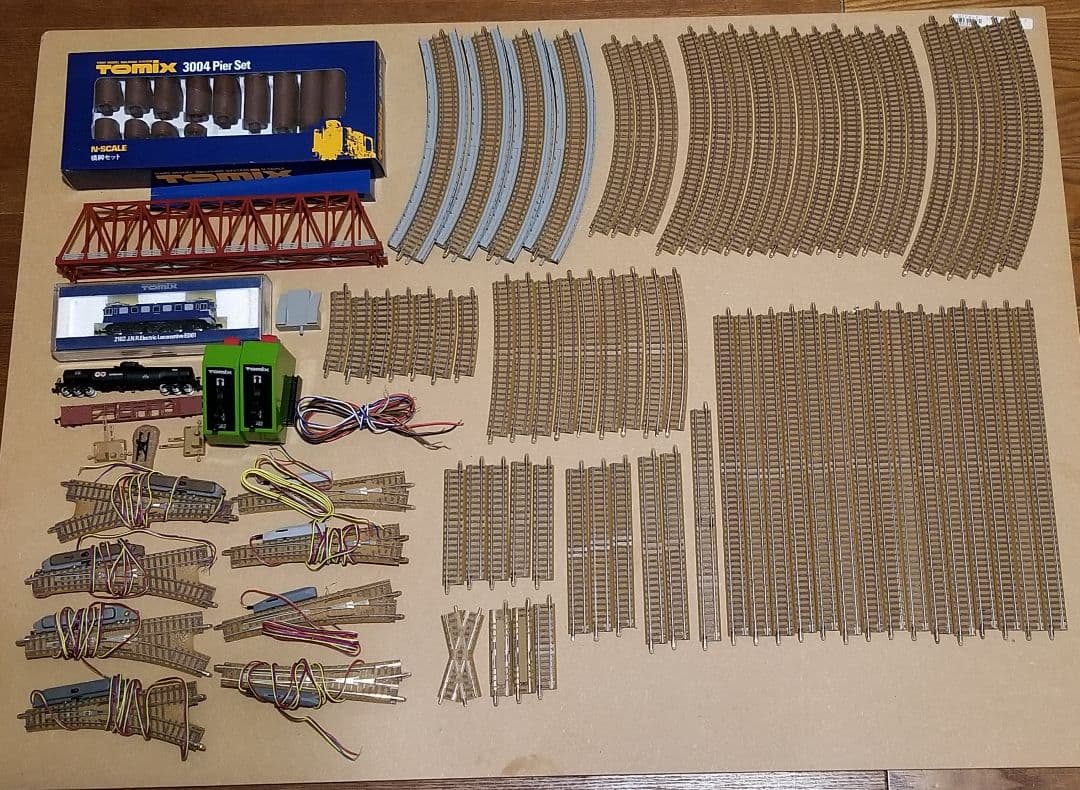 nゲージ　鉄道模型　線路　レール77本含む　ポイントコントロールボックス　橋