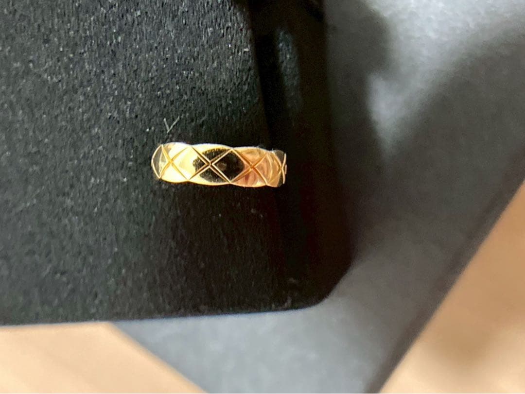 最終CHANELココクラッシュシングルフープピアス18金イエローゴールドシャネル