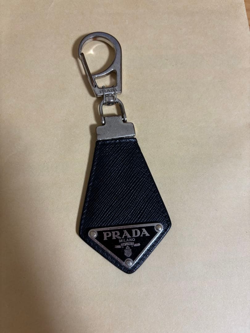 PRADA キーホルダー　キーリング　キーケース　ストラップ