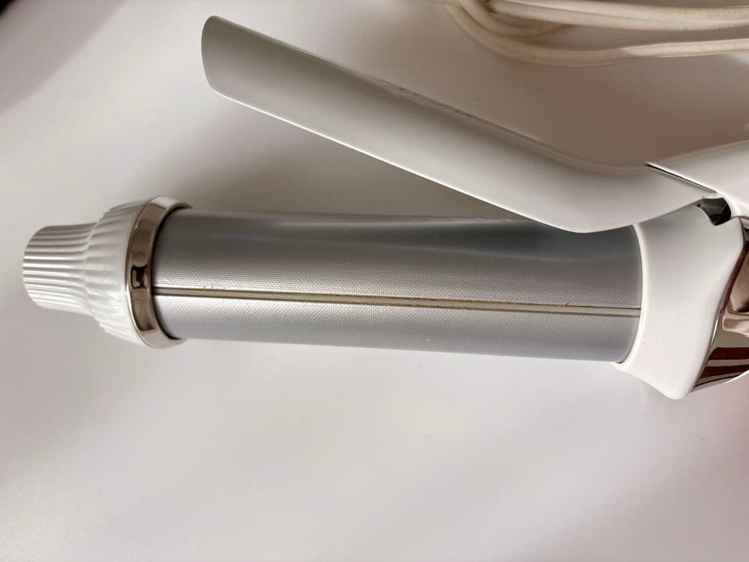 本日限定値引き！【匿名配送】 ReFa カールヘアアイロン ホワイト32mm