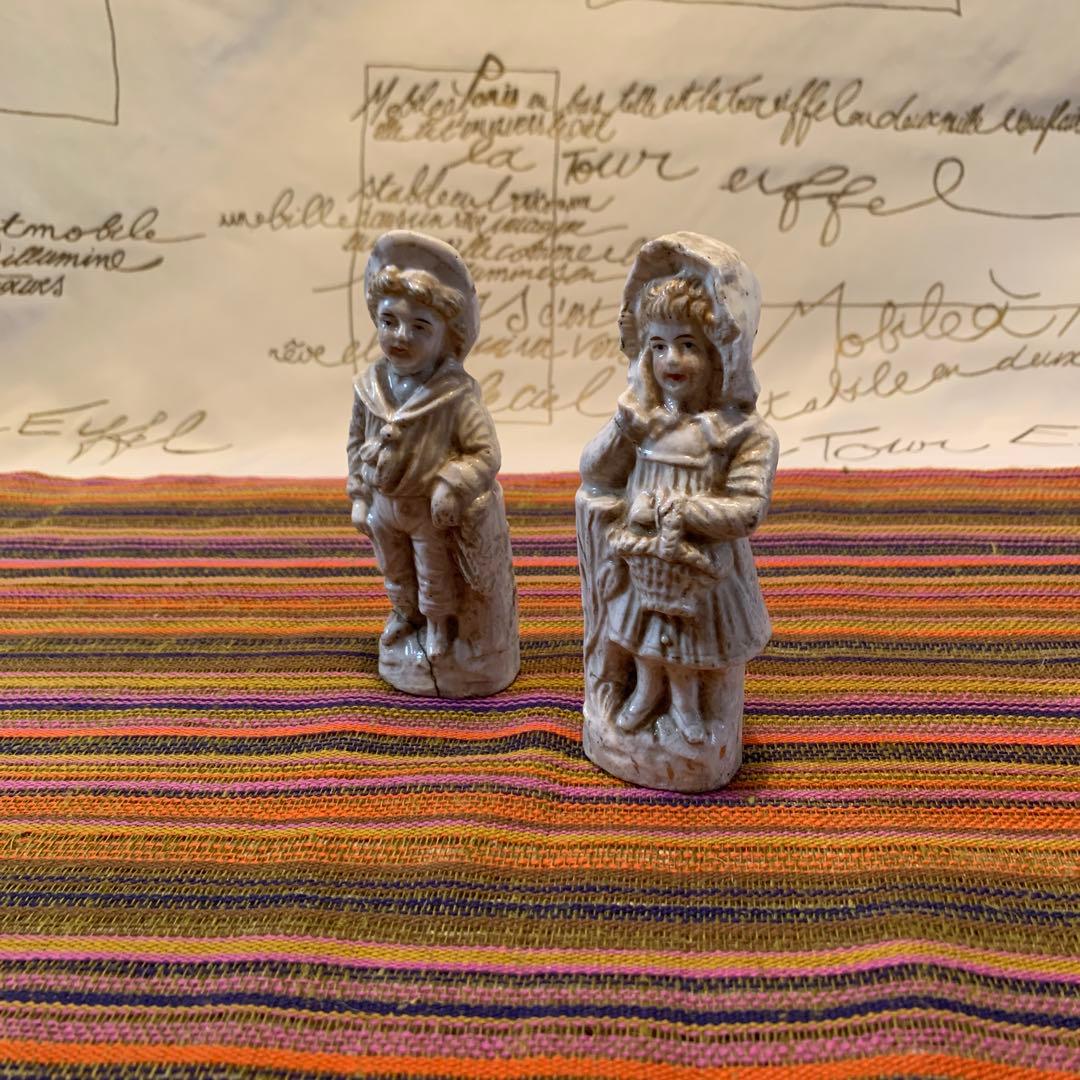 フランス製　アンティーク　ビクトリア調ペアの人形でディテールが細かく魅力的！