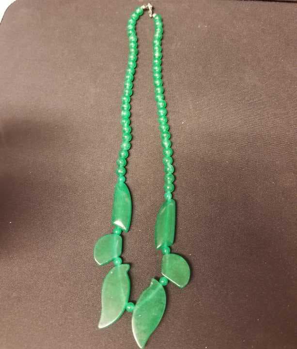 ビルマ　翡翠　ネックレス　天然石　美術品　骨董品