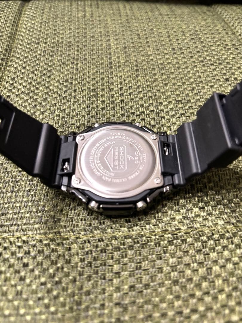 保証付き 美品 G-SHOCK GM-2100BB-1AJF メタルカバード