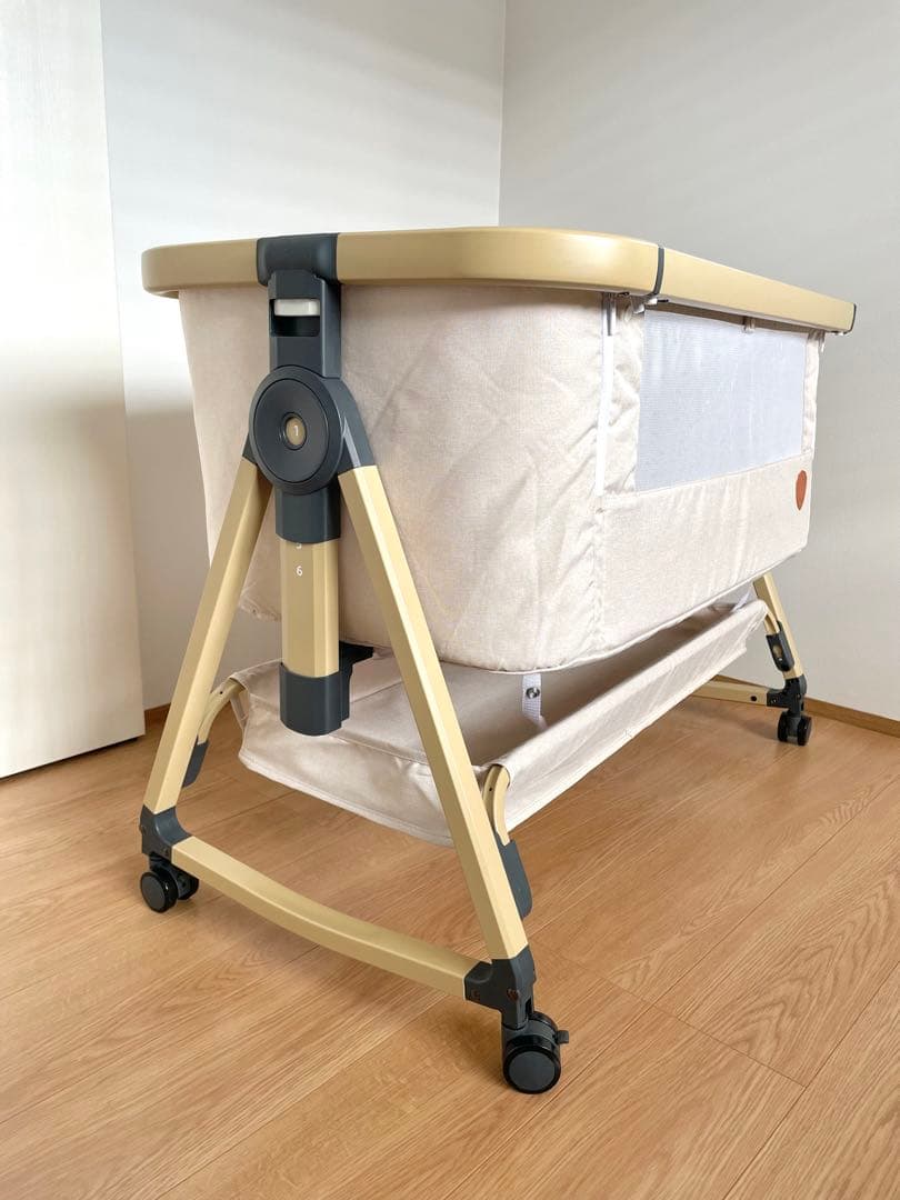 【美品】hzdmjベビーベッド　カーキ