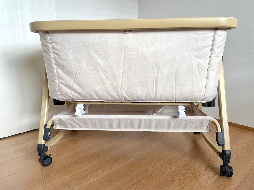 【美品】hzdmjベビーベッド　カーキ