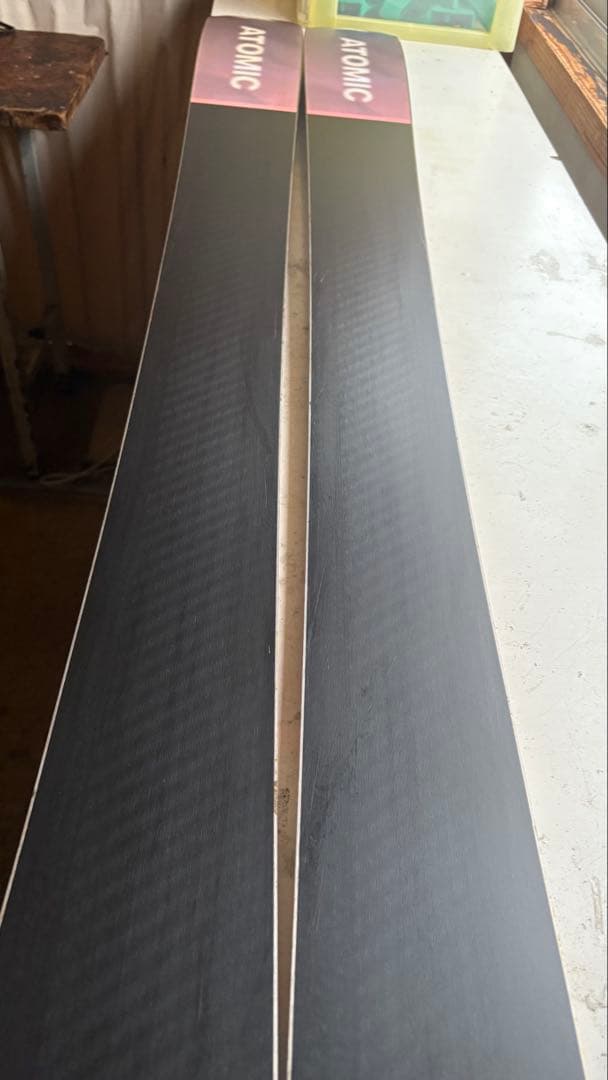 Atomic Backland 107 BCスキー板 女性用