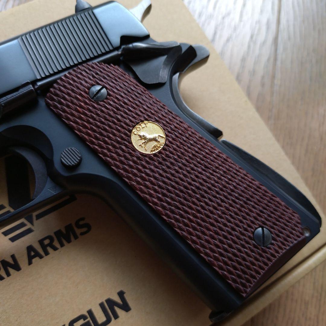ウエスタンアームズ コルト MkIV シリーズ 70　ウッドグリップ
