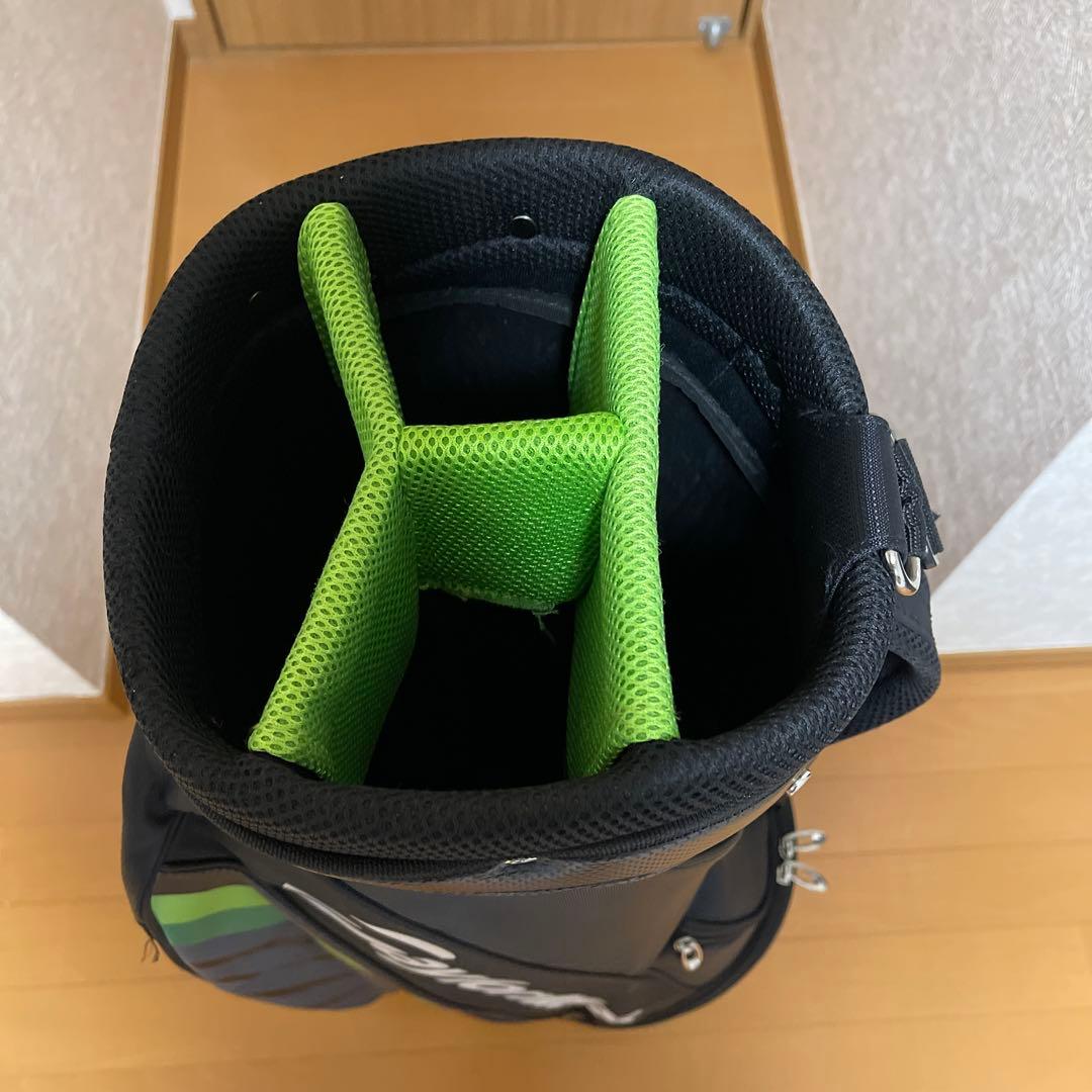 TaylorMade キャディバッグ 黒 緑 ストライプ
