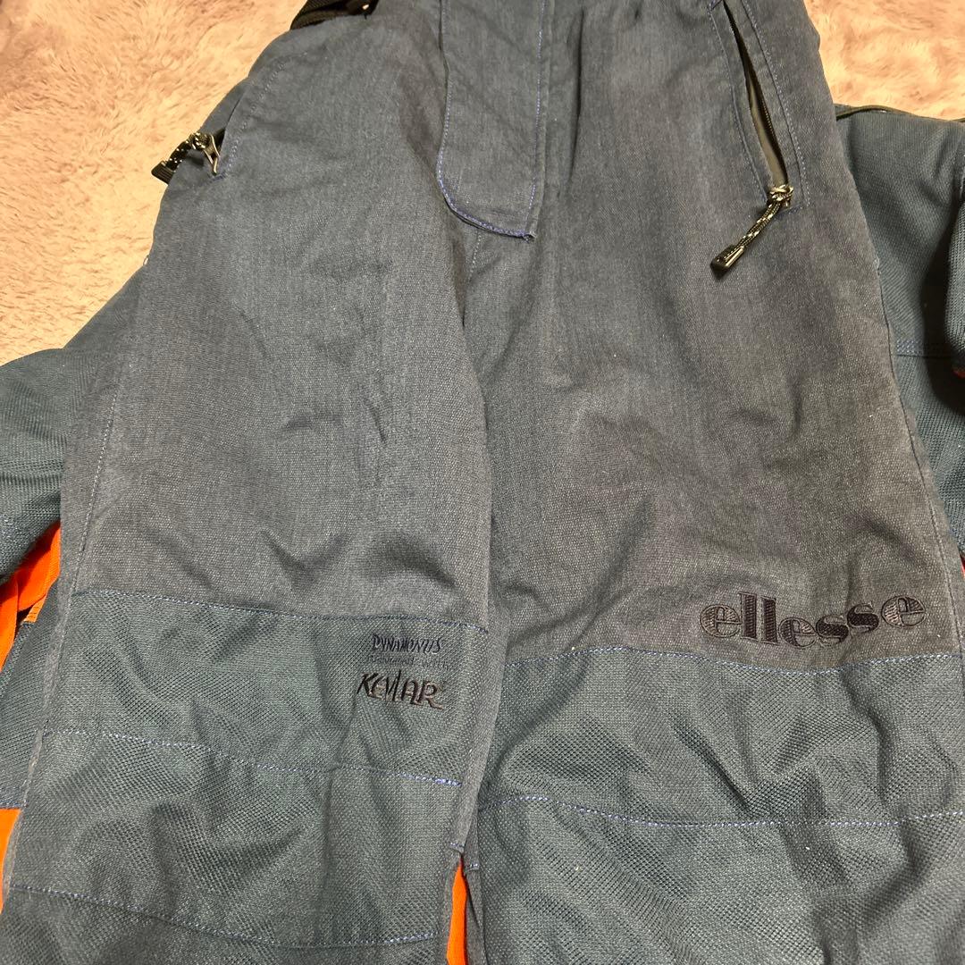 エレッセ　スキーウェア