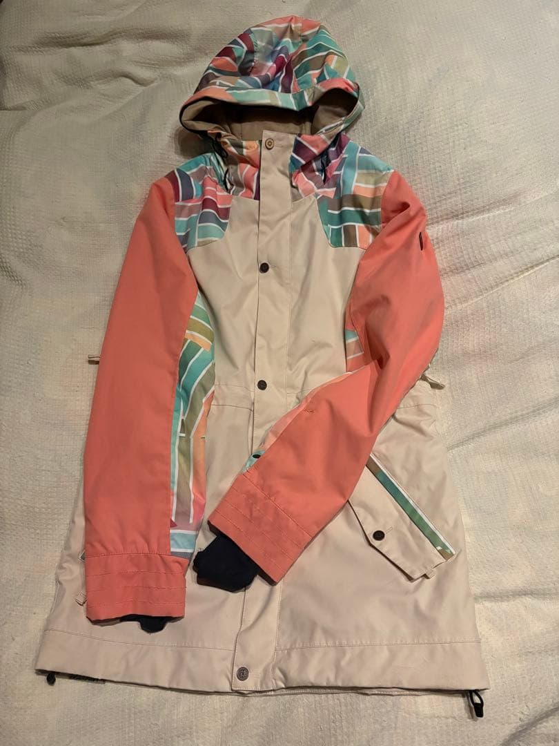 NIKITAスノボウェア