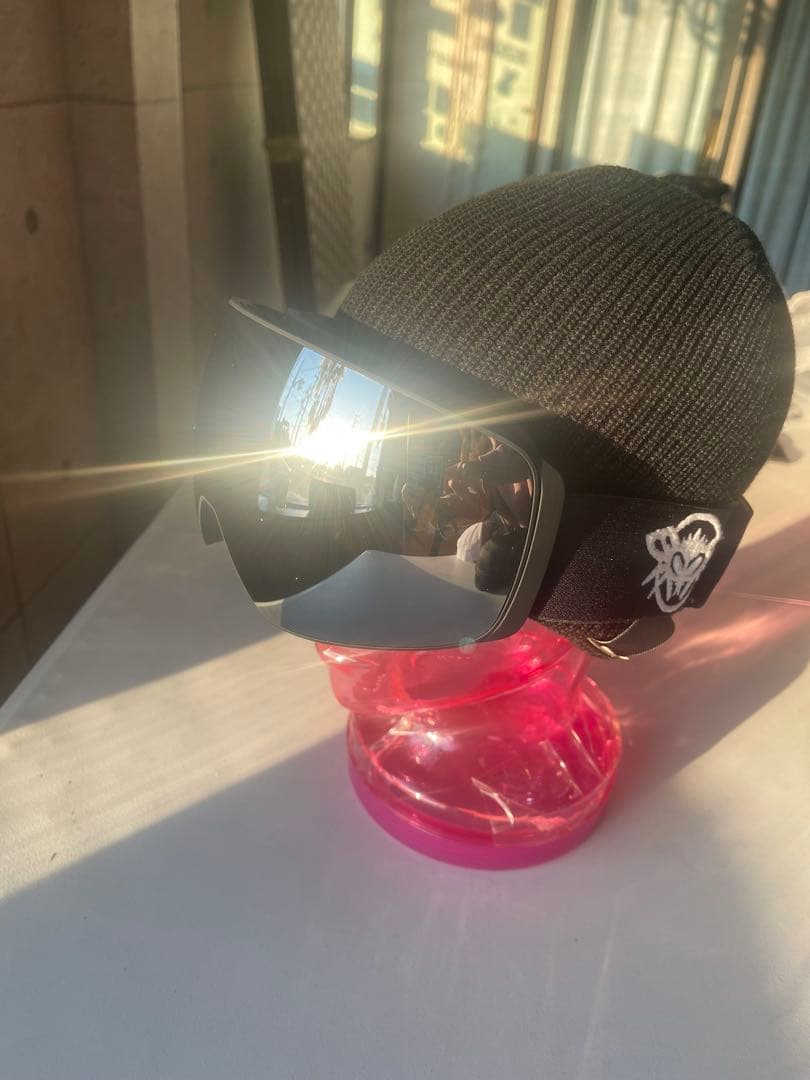 BLACKFLYS スノーゴーグル　球体ミラーライトスモークレンズ　マグネット式