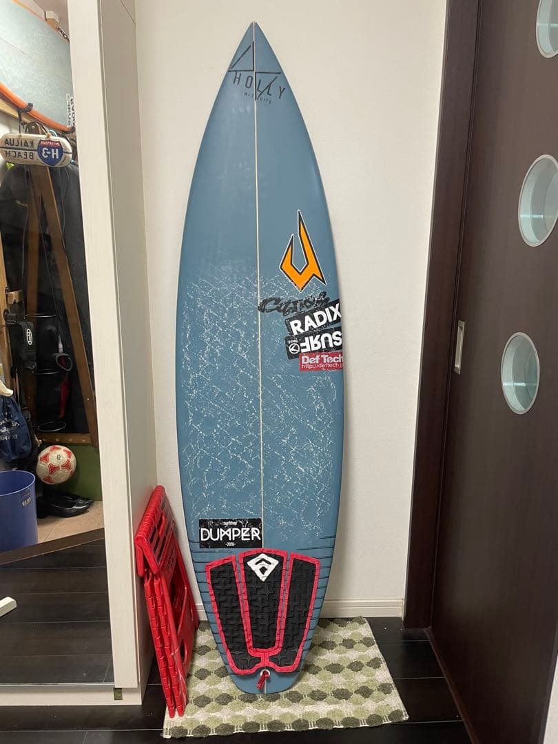 手渡し　ジャスティスサーフボード　キャロルシェイプ　GEM 5‘10