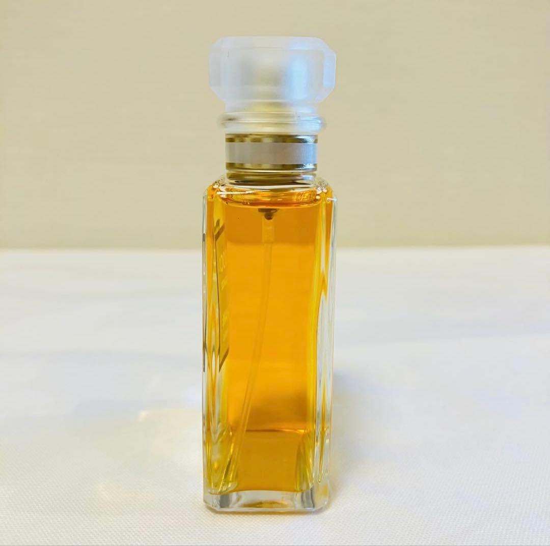 MIYABI2点新品シャネル　N°19 オードトワレ　香水　100ml ②