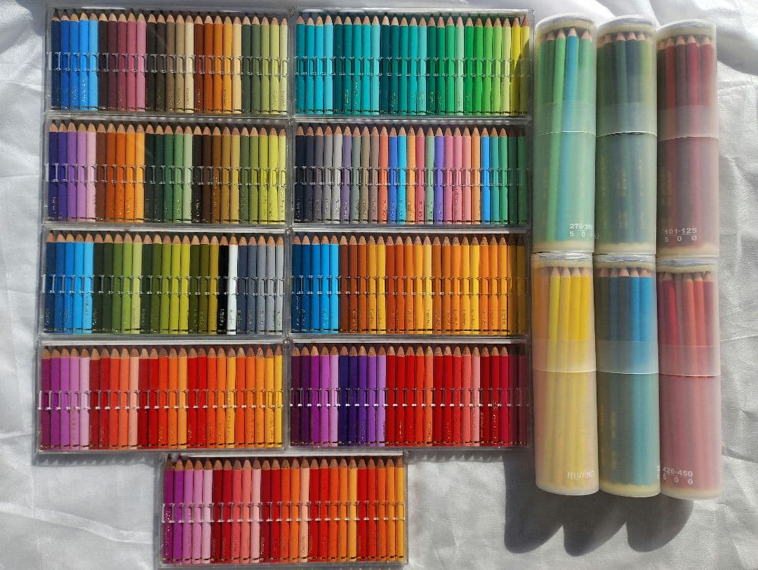 フェリシモ　色鉛筆　375本