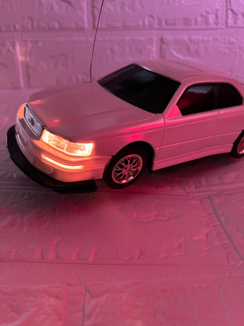 ラジコンカー　トヨタ　セルシオ　パール ホワイト 旧車　ビンテージ　美品　当時物