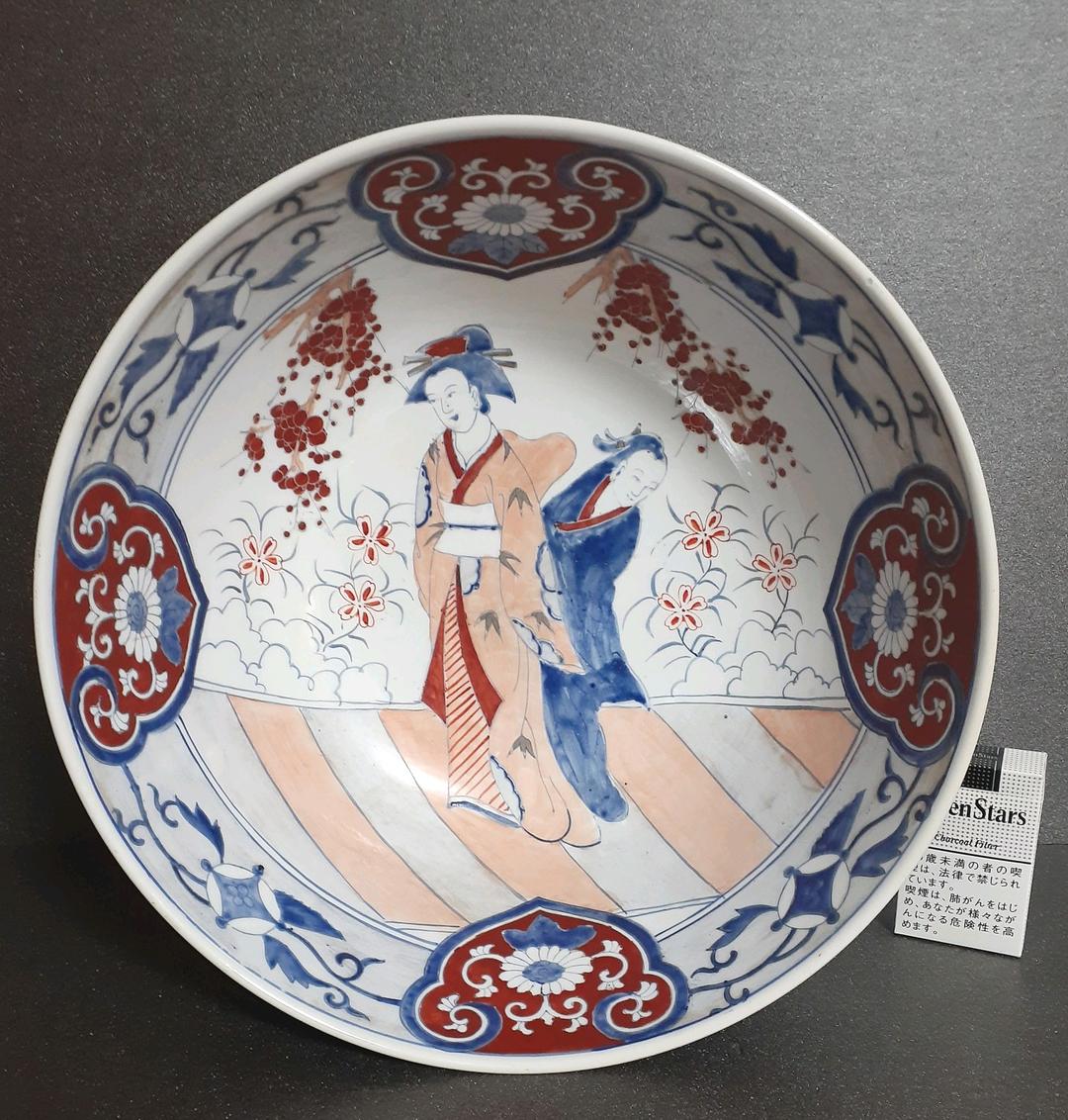 中国古美術　中国古陶磁器　古玩　色絵　美人図　特大大鉢　径35.4cm 道光年製