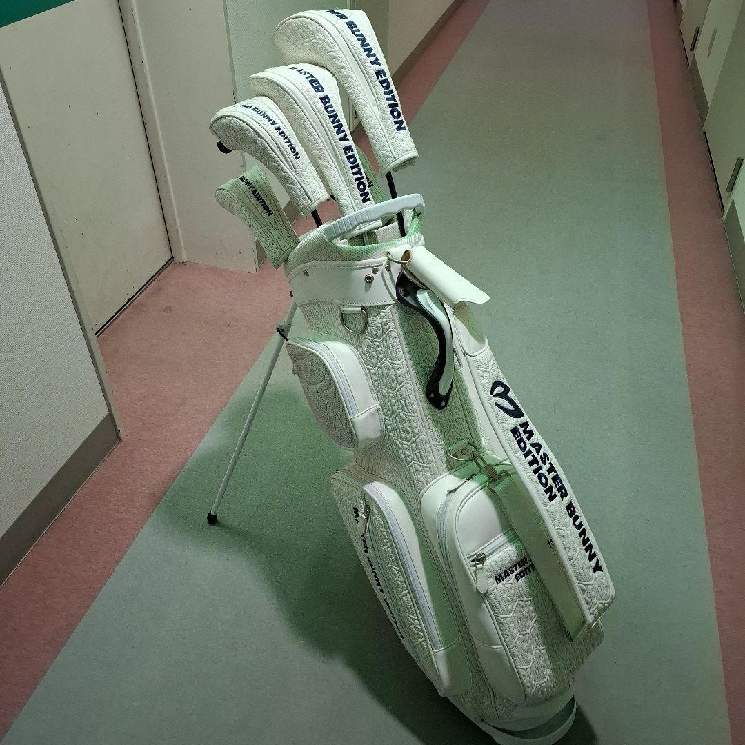 MASTER BUNNY キャディバッグ とキルティングヘッドカバー