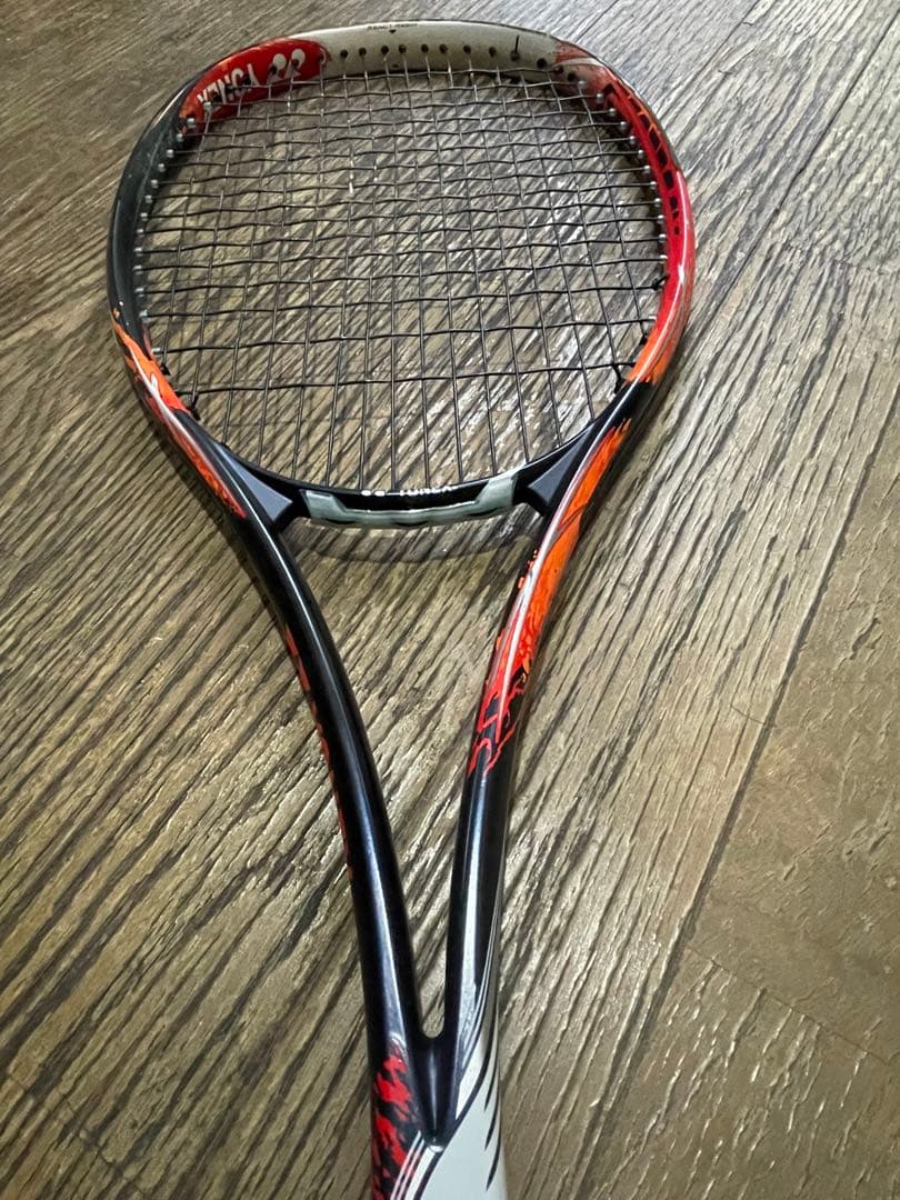 YONEX EZONE 100 テニスラケット