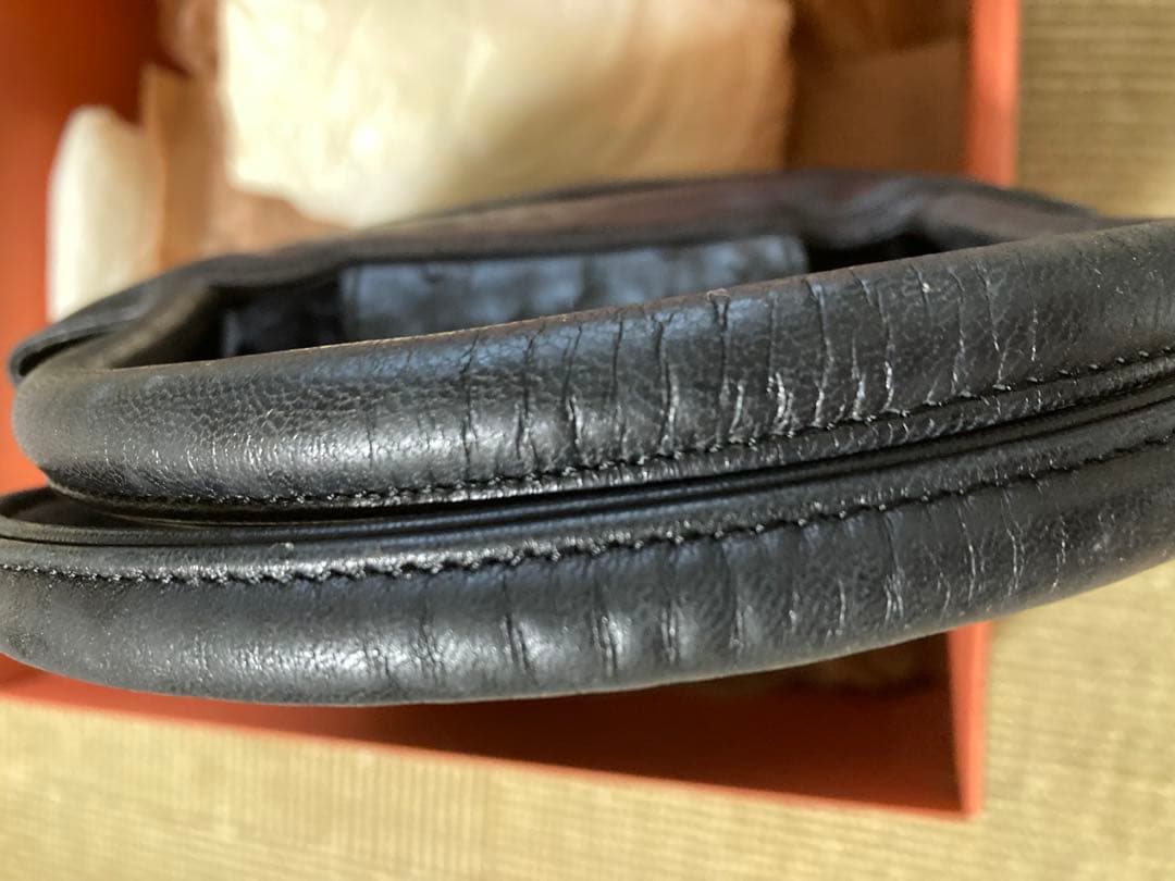 古い　LOEWE と GUCCI