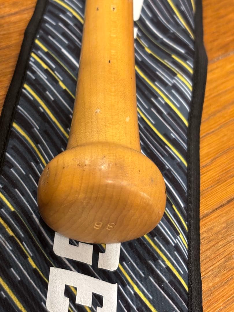 ルイスビルスラッガー　木製バット　ミツワタイガー　バットケースセット　使用少美品