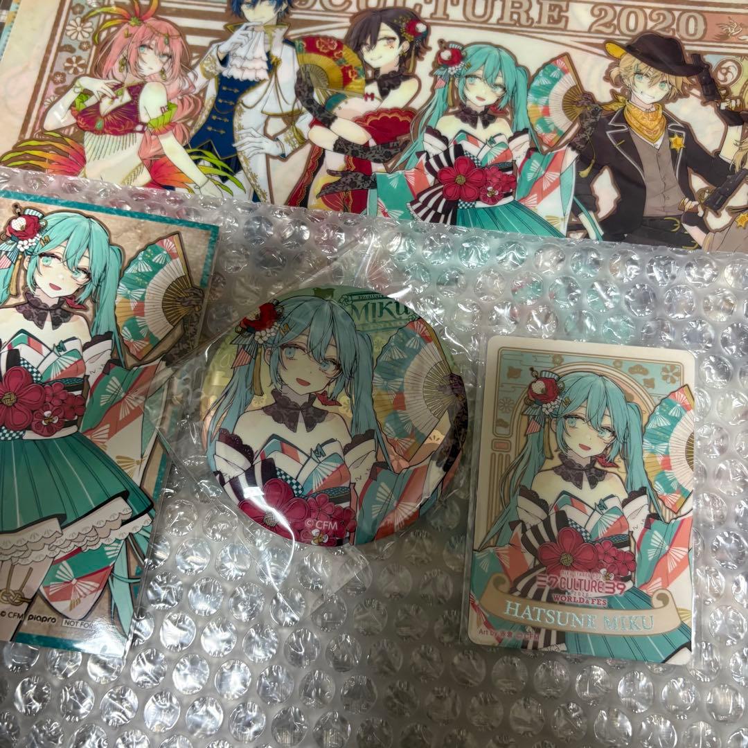 初音ミク 39culture 2020 缶バッジ 特典ブロマイド カード他/赤倉