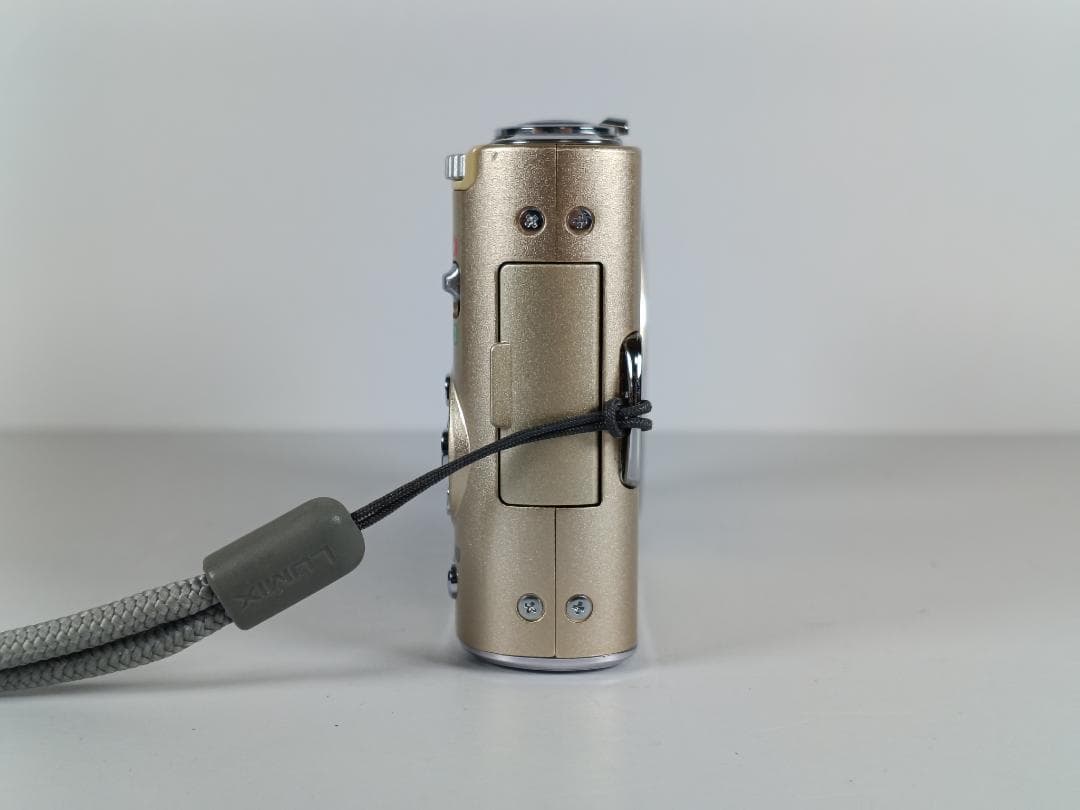 Panasonic LUMIX DMC-FX66 ゴールド デジカメ 動作品