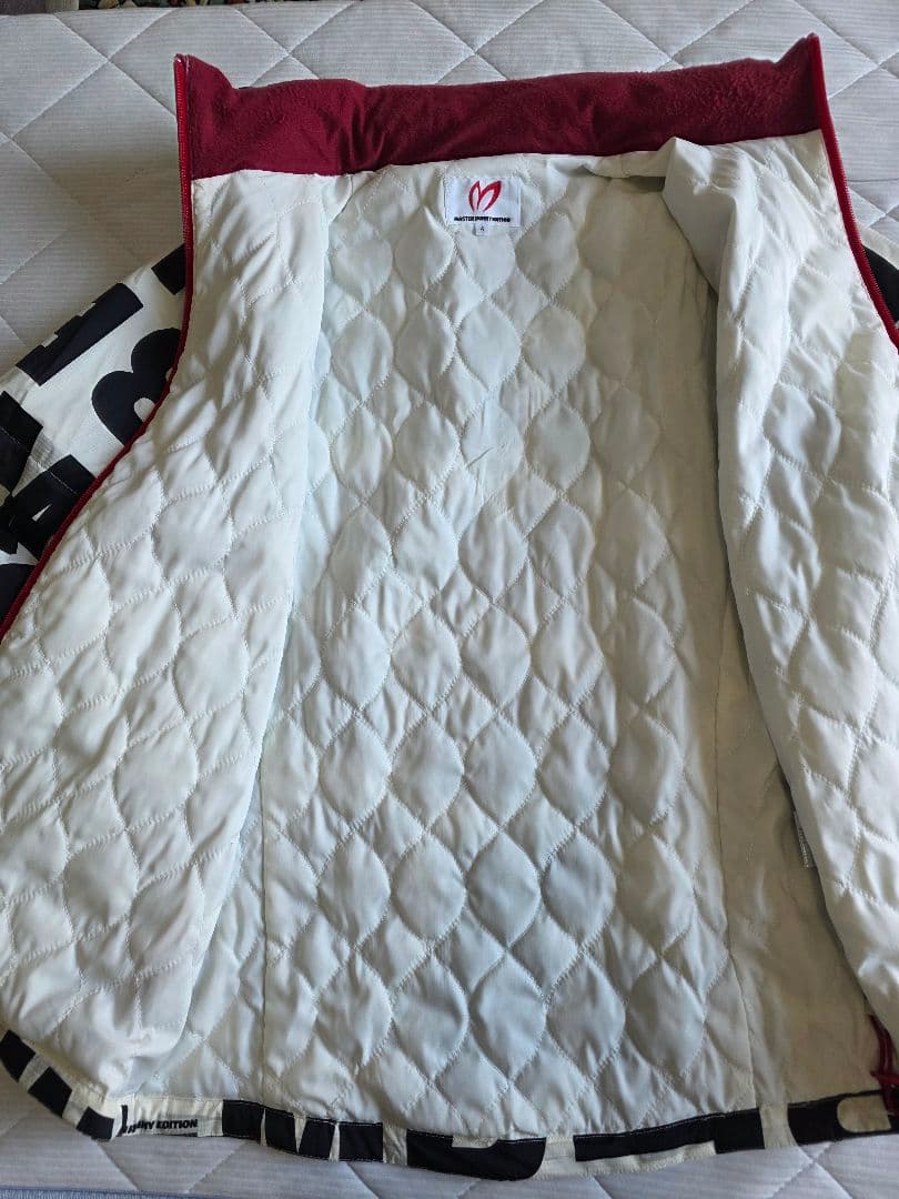 美品マスターバニーフード付き中綿ブルゾン4