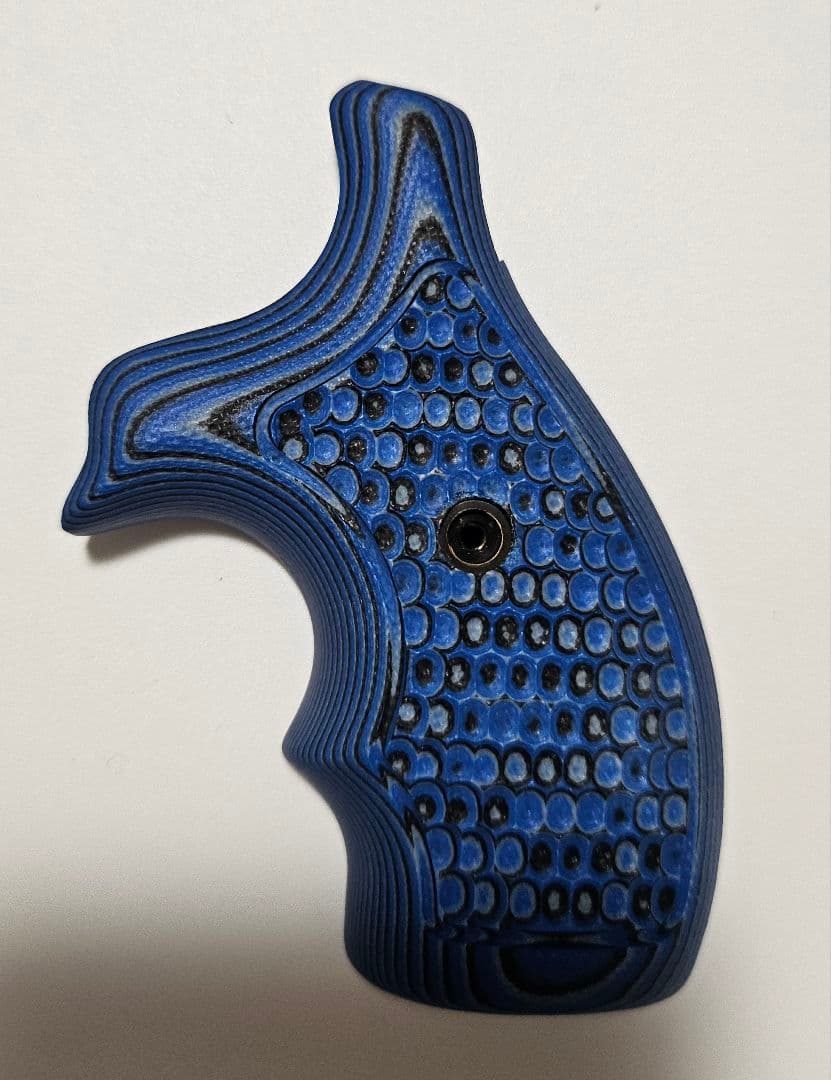 ホーグ S&W Jフレーム ラウンドバット用 G10グリップ ピラニア