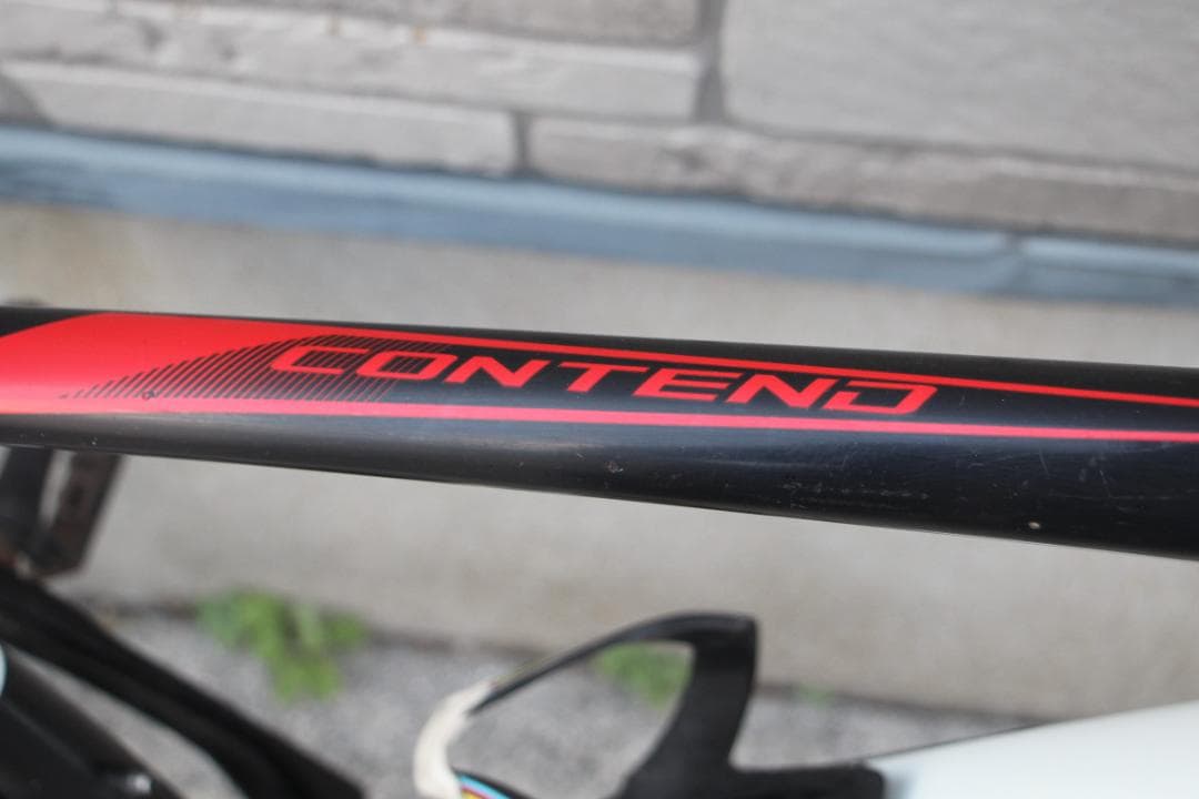 引き取り限定♪人気のGIANT♪CONTEND♪ロードバイク入門用にどうですか♪