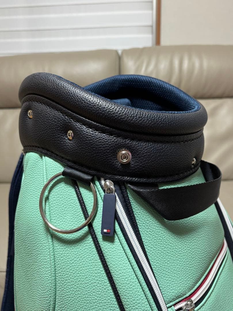   トミーヒルフィガー 2025 キャディバッグ 美品