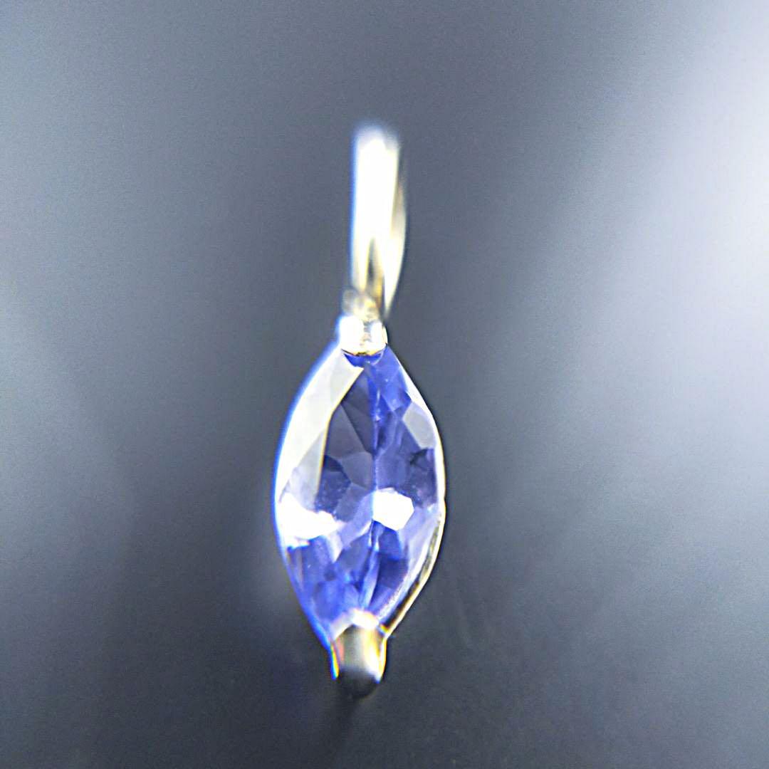 Pt900タンザナイトのペンダントトップ