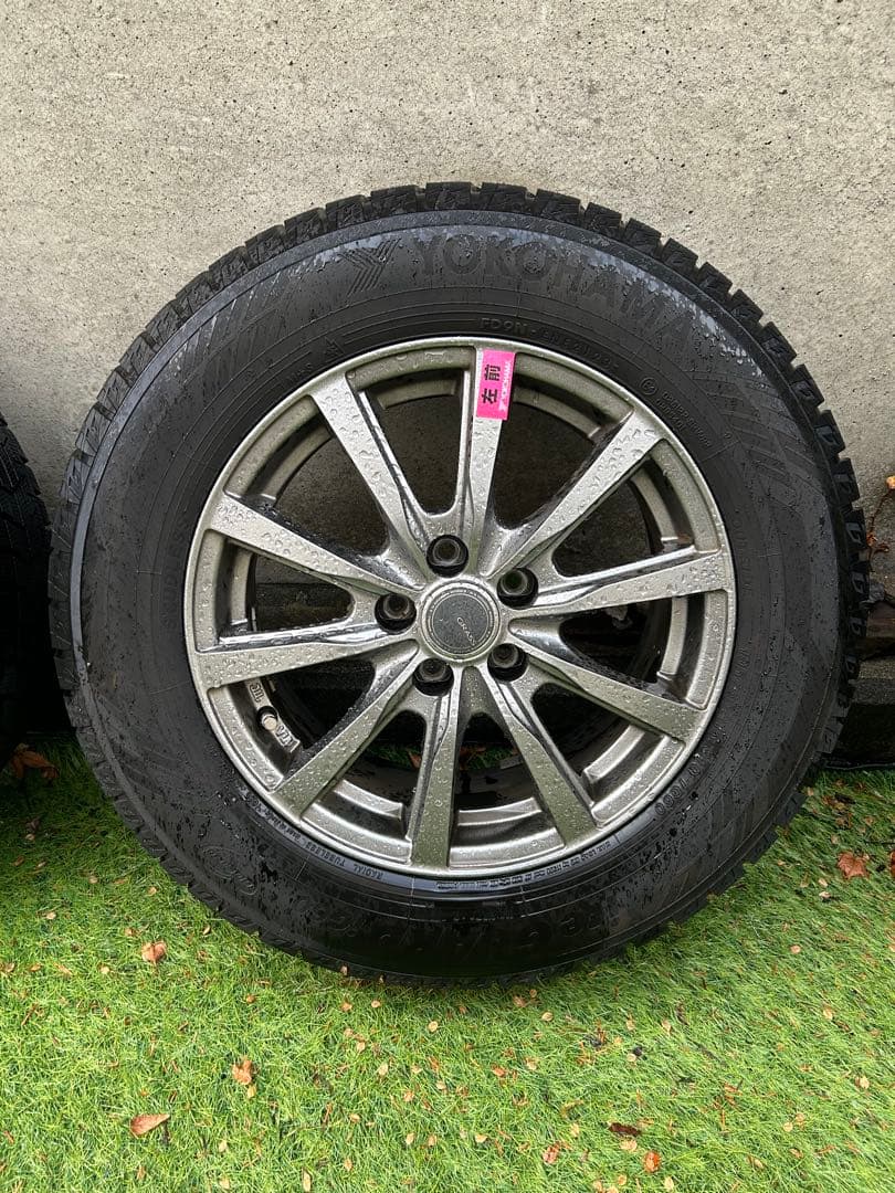 YOKOHAMA IG60スタッドレス　30 50プリウス　など　PCD100