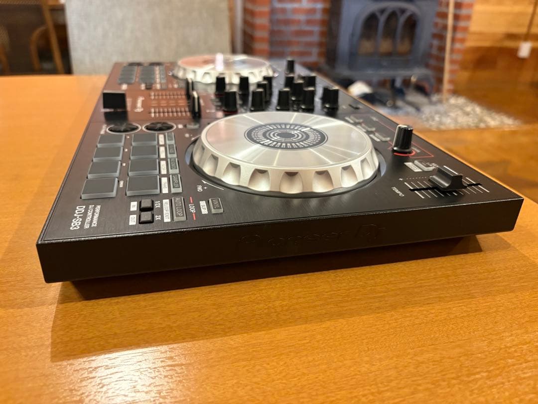 Pioneer DJ DDJ-SB3 本体