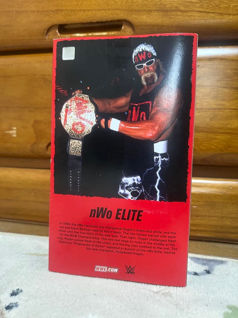 WWE ハリウッド・ハルク・ホーガン　フィギュア　限定品