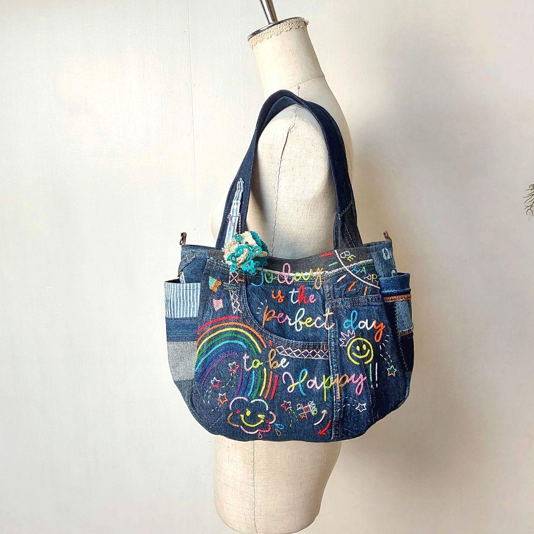 刺繍デニムバック　No.668　デニムリメイク　刺繍バック　チューリップバック