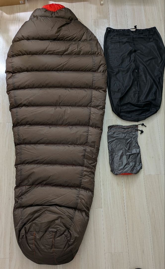 じ*ら様 ナンガ オーロラライト 450DX 収納バッグ付き