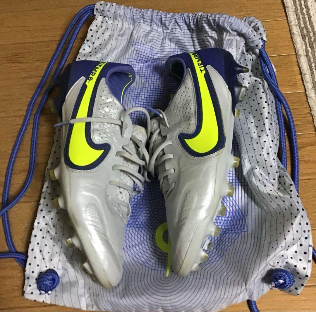 Nike Tiempo スパイク シューズ