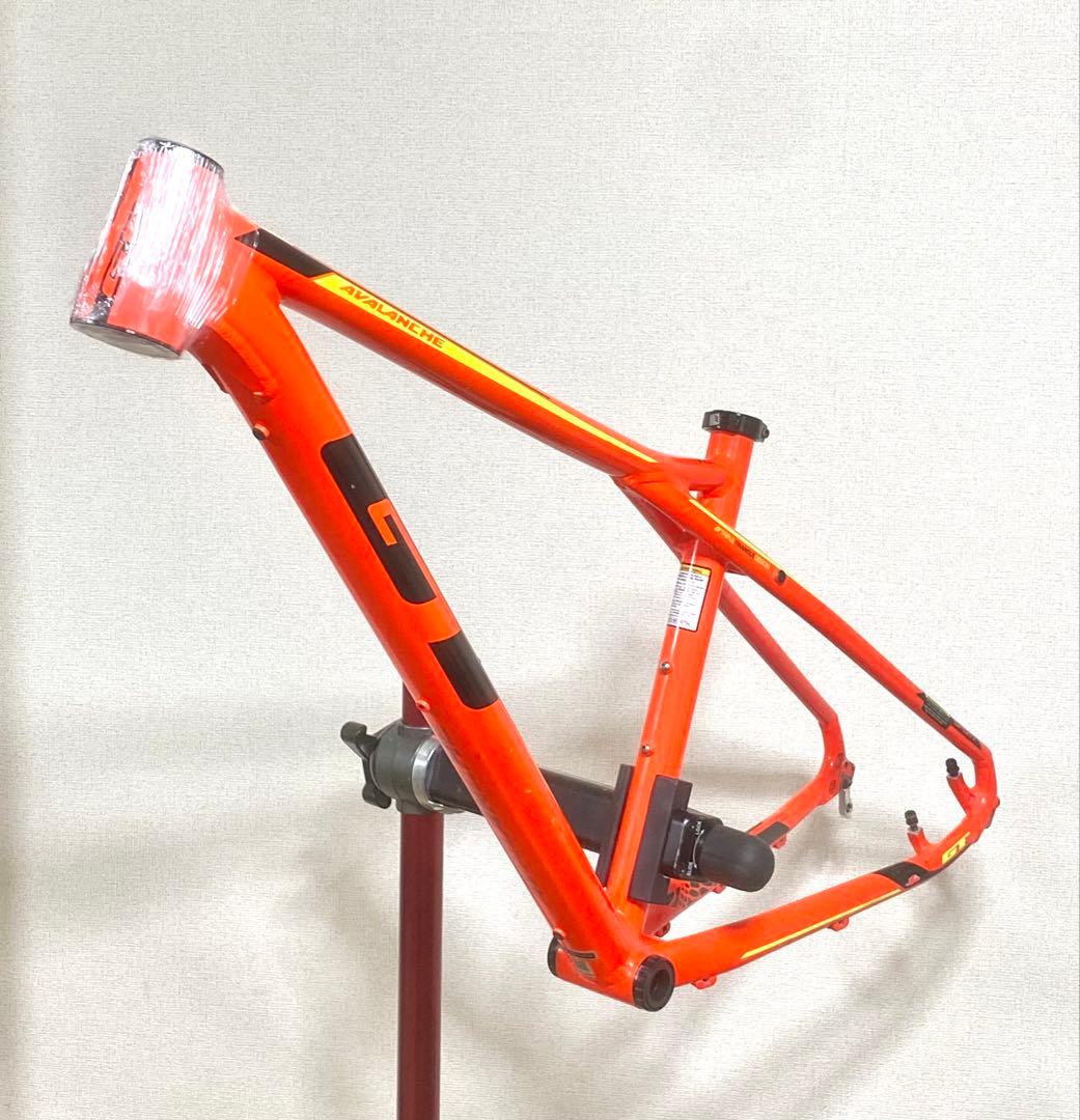 GT AVALANCHE sport 2018 Mサイズ 27.5