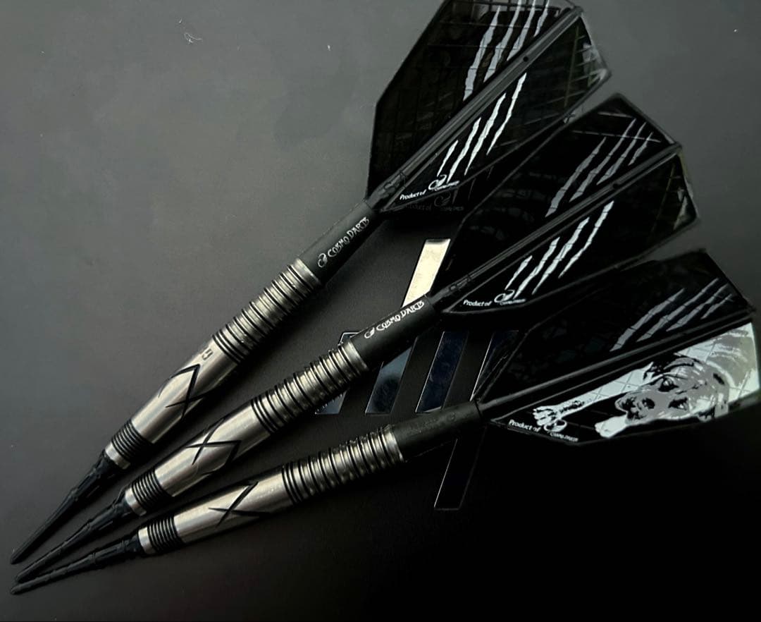 ダーツ　ONE80 ウタ 三浦歌織モデル ブラック 2BA 20g UTA