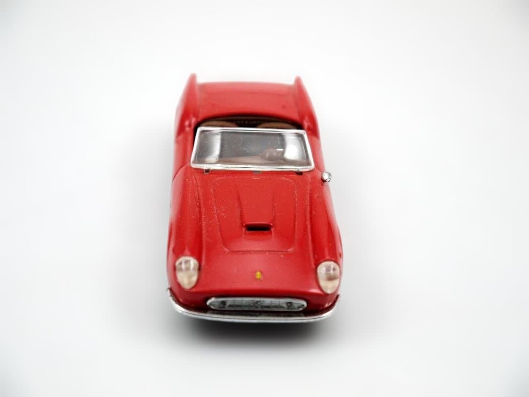 ミニカー 1/43RetroVITESSE140Ferrari250Spider1960