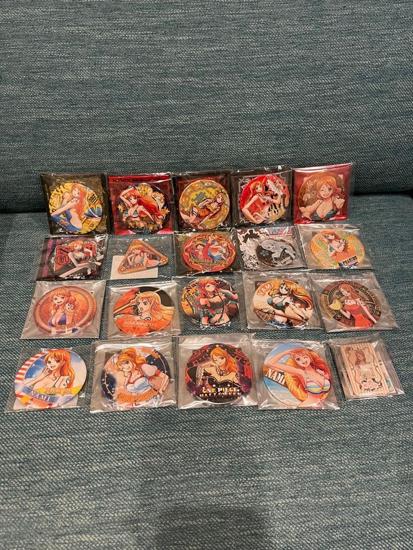 ワンピース ONEPIECE ナミ　缶バッジ　貴重　レア