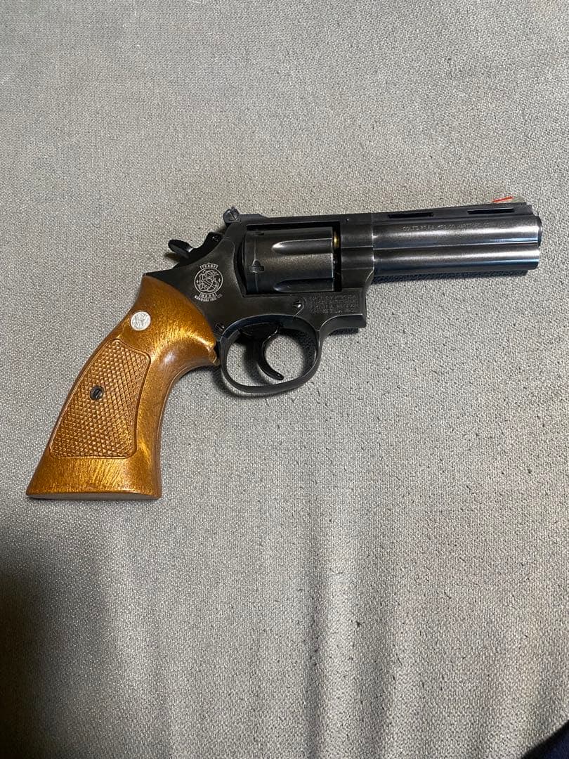 コクサイ357マグナム　スマイソン4インチ　ガスガン