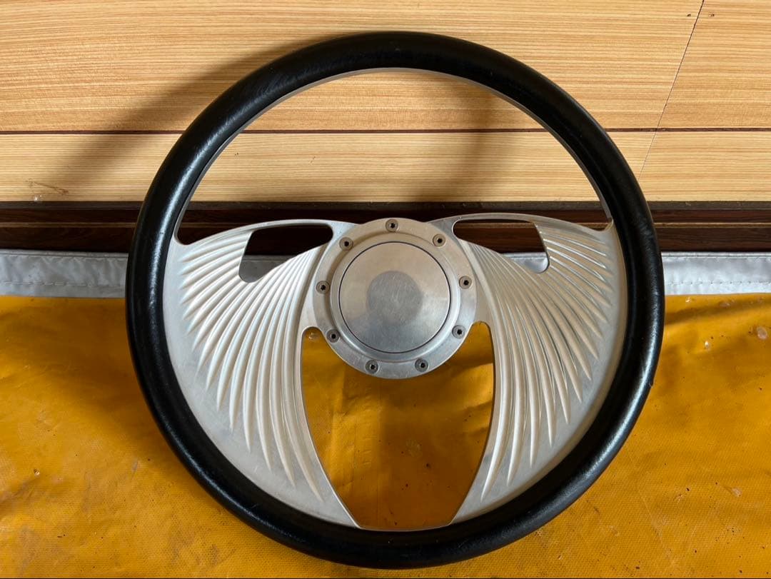 処分！売り切り！アメ車！ステアリング ボス付