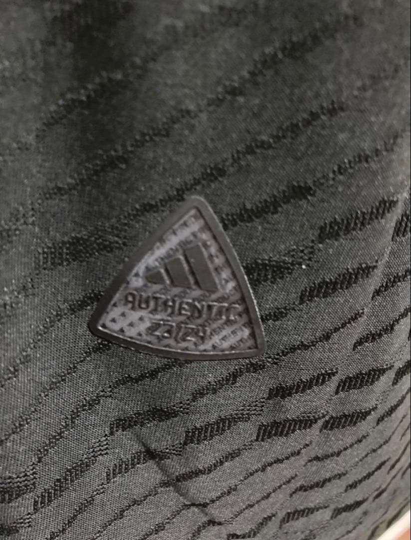 【極レア】 レアルマドリード 2023/24 3rdオーセンティックユニフォーム