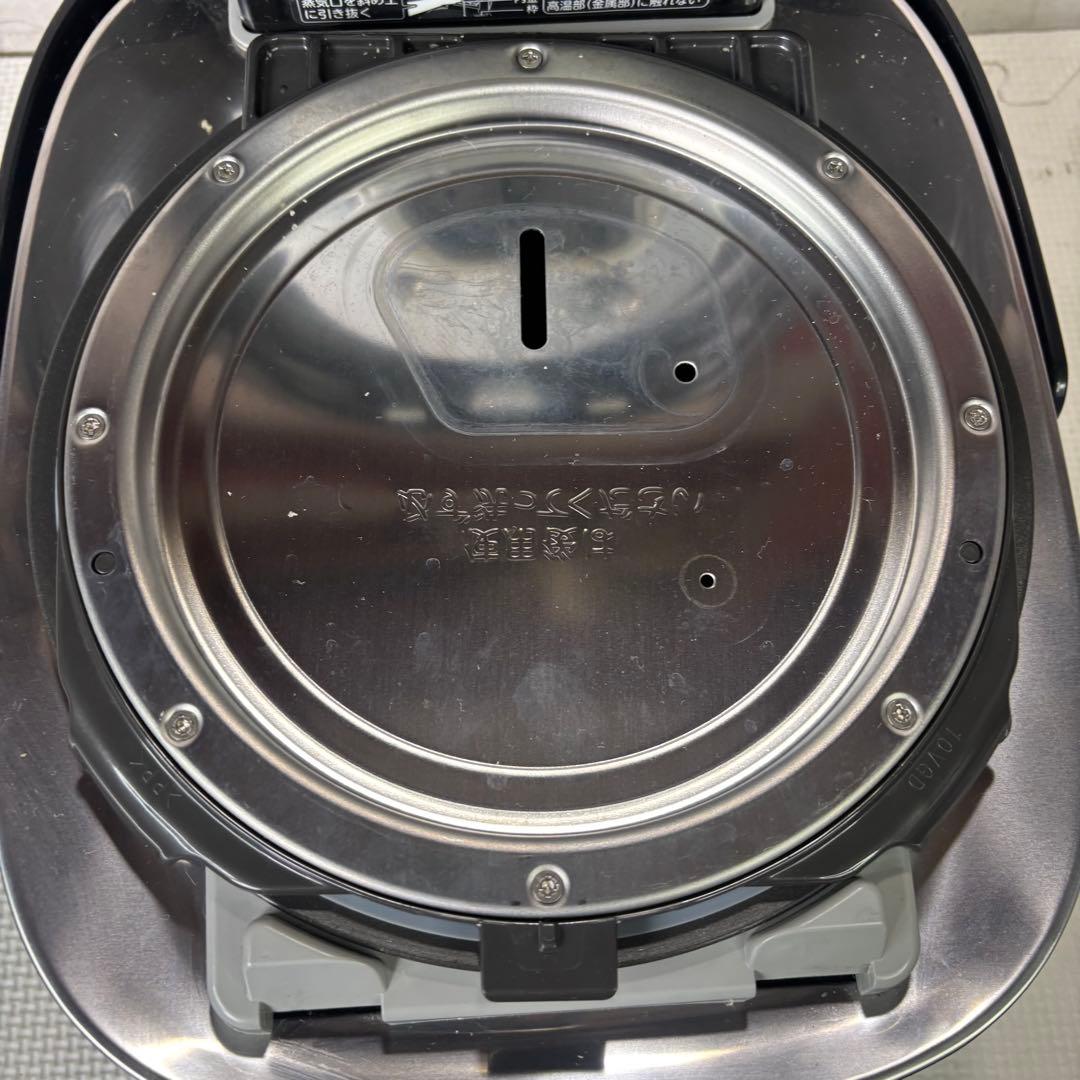 東芝　RC-10VST 真空圧力IHジャー炊飯器　2023年製