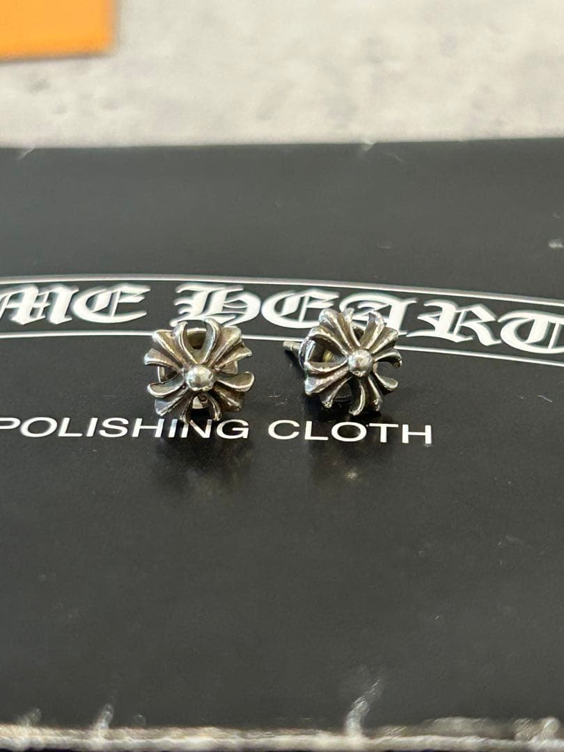 Chrome Hearts クロムハーツ スタッドピアス